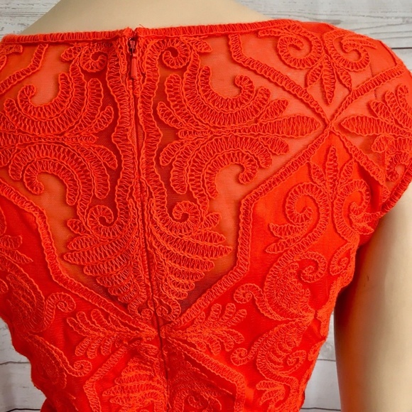 ❌SOLD❌ [Tadashi Shoji] Embroidered Neoprene Dress - Picture 6 of 8